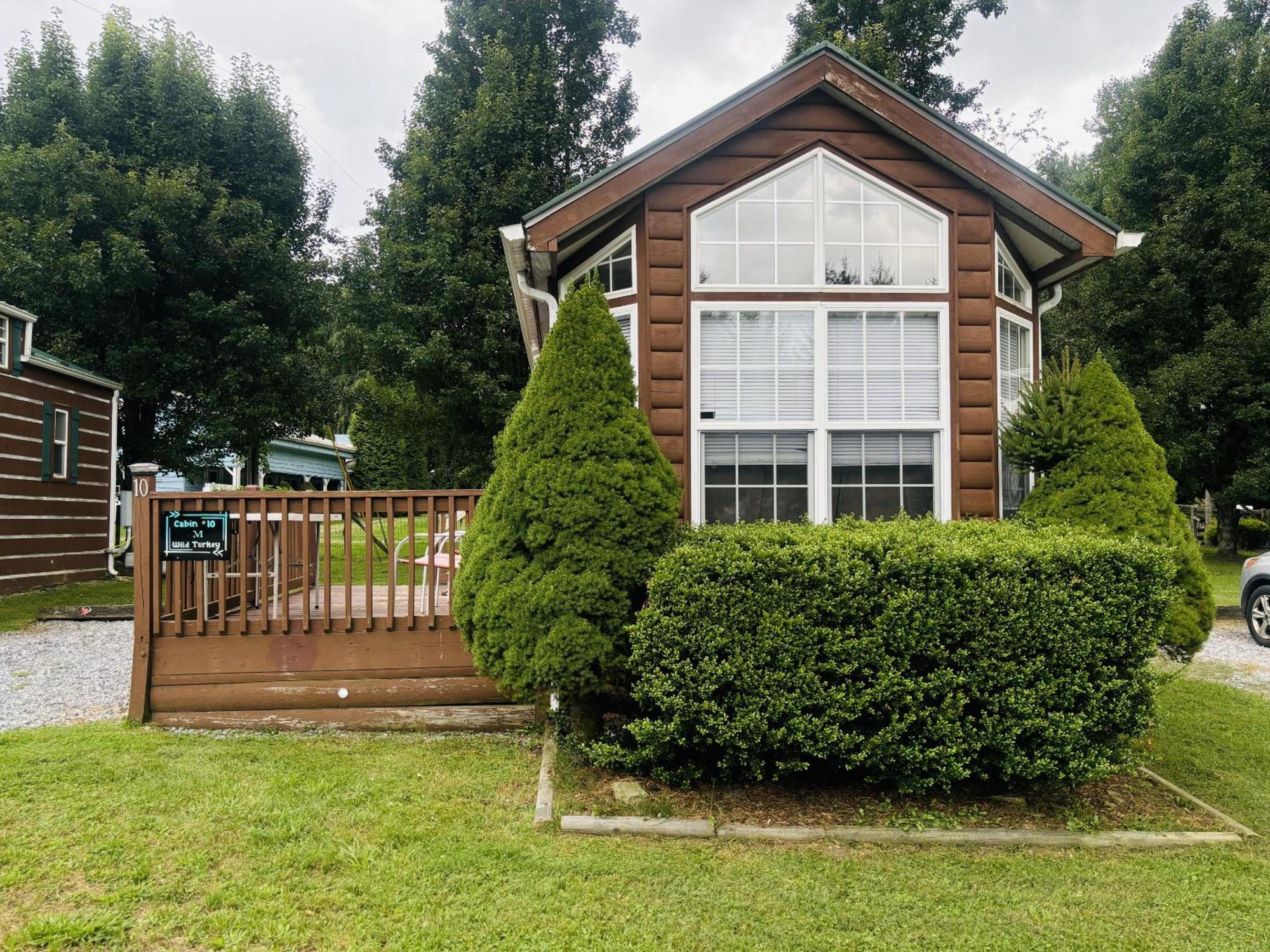Maggie Valley Cabin Rentals Room photo